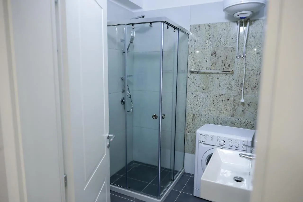 Fishta Apartments Q5 34 Velipoje