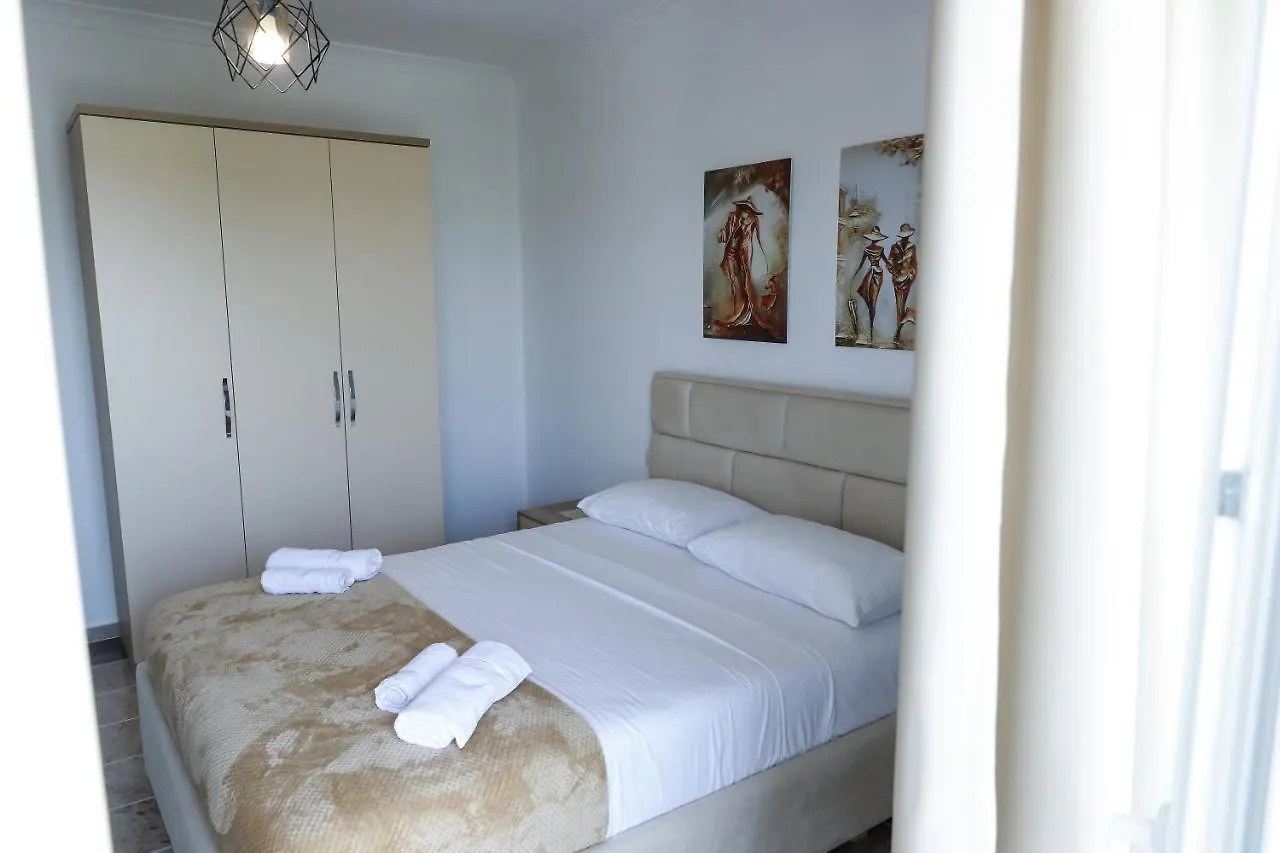Fishta Apartments Q5 34 Velipoje